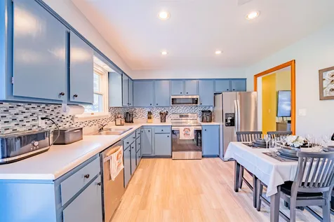 74 Cobbleview Drive Colchester VT 05446