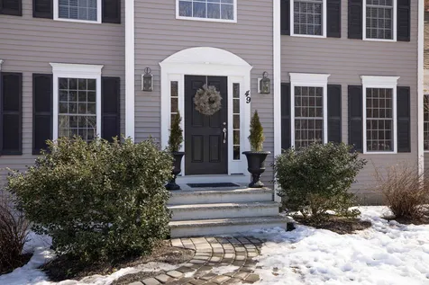 49 Barrett Farm Drive Greenland NH 03840