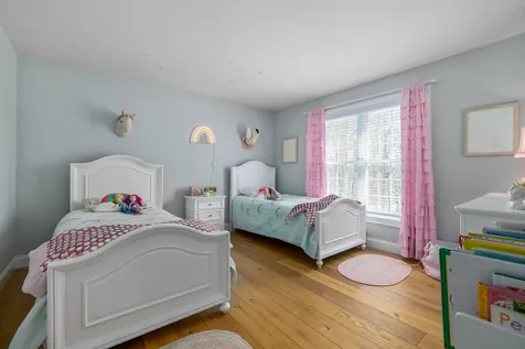 49 Barrett Farm Drive Greenland NH 03840