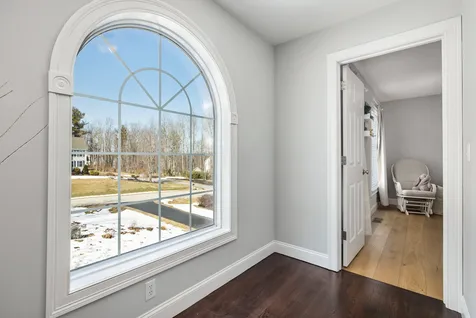 49 Barrett Farm Drive Greenland NH 03840