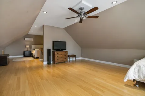 49 Barrett Farm Drive Greenland NH 03840