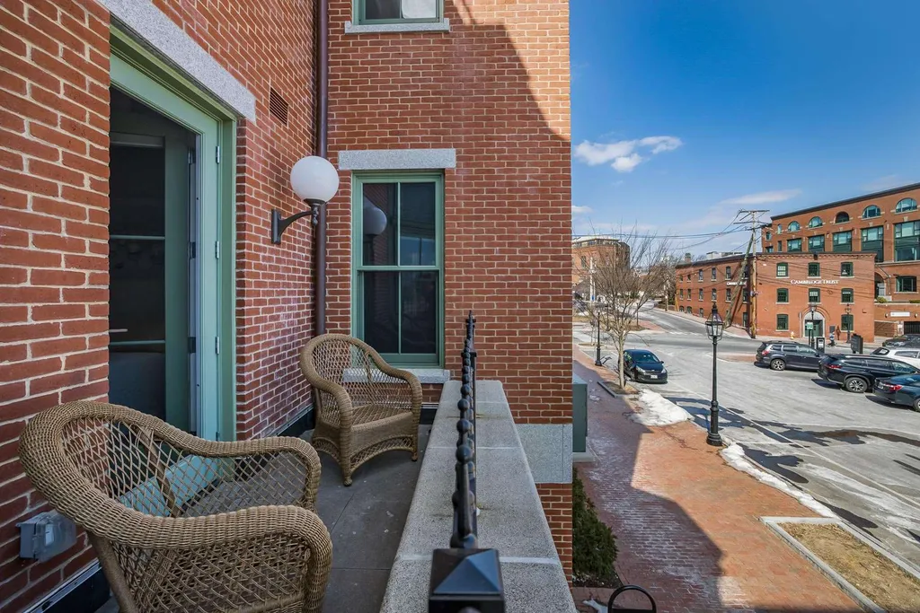 77 State Street Portsmouth NH 03801
