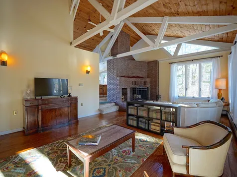 100 Woodland Road North Hampton NH 03862