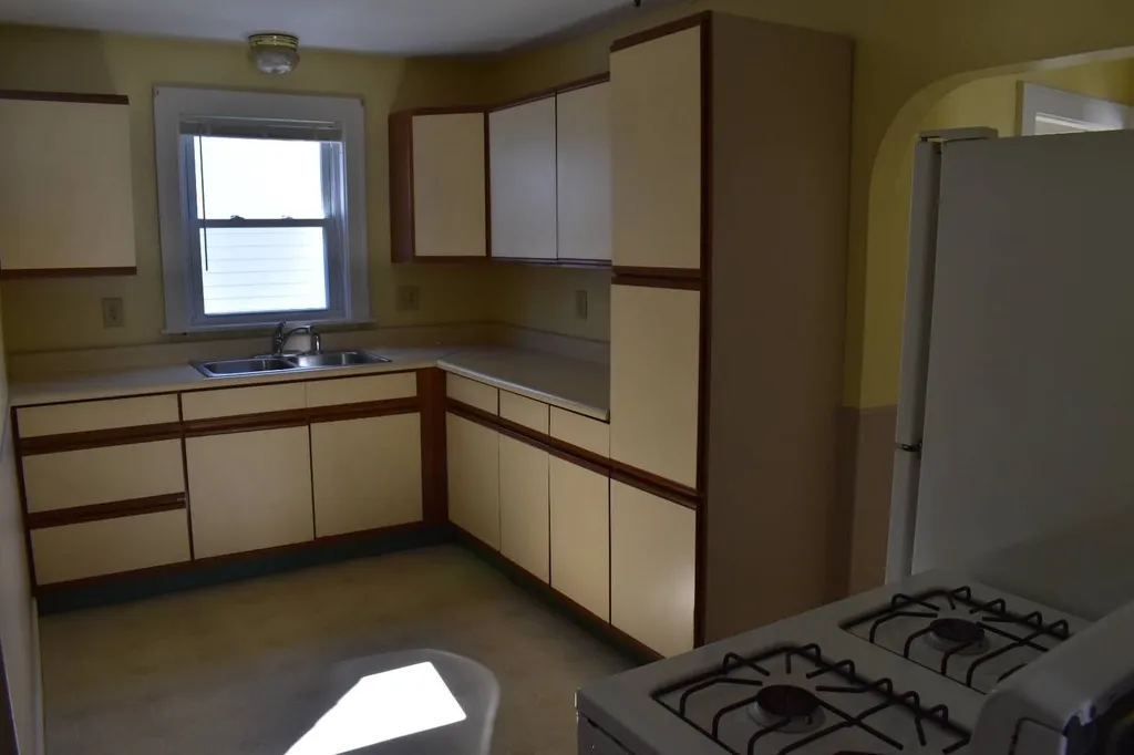 384 Belmont Street Manchester NH 03103