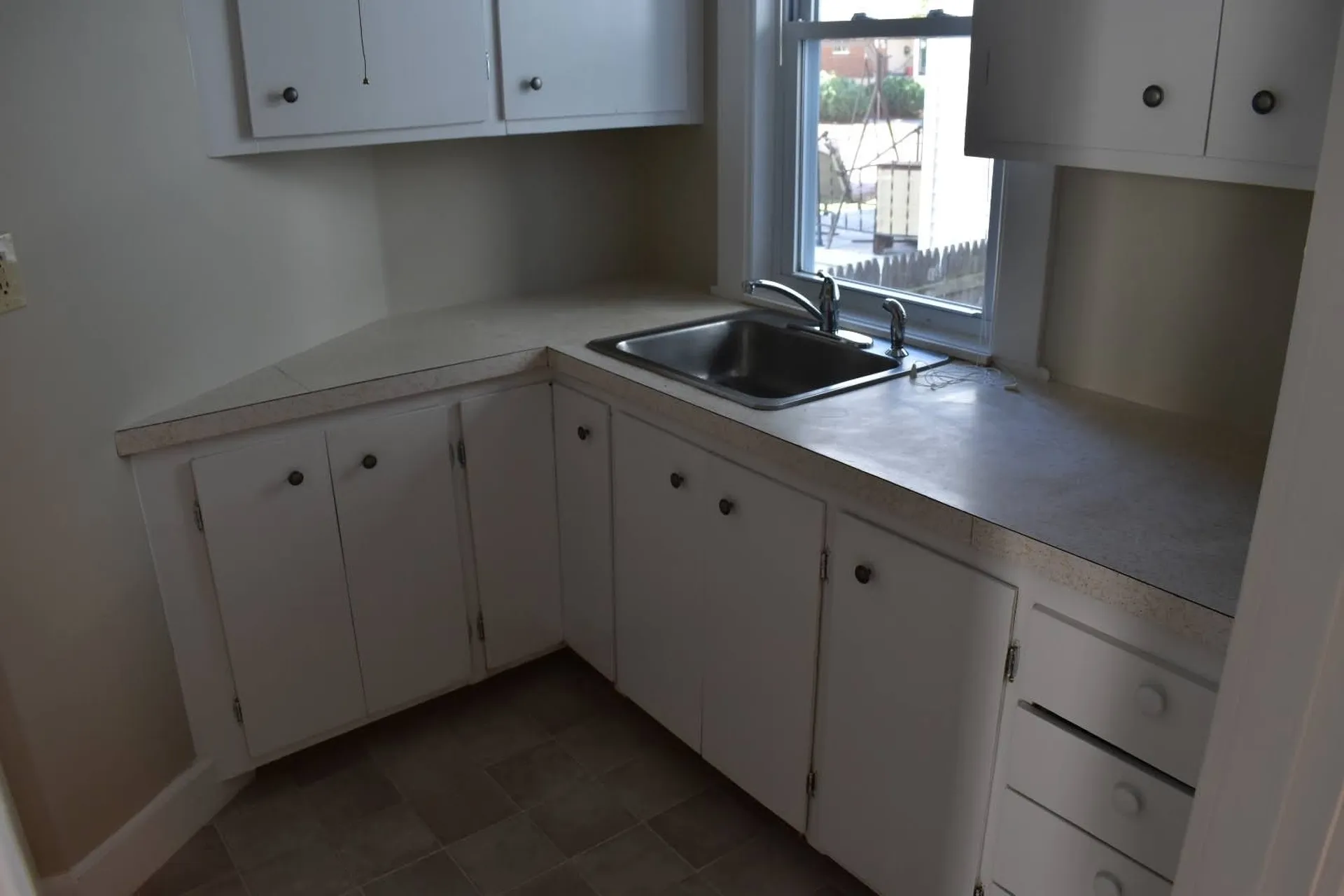 384 Belmont Street Manchester NH 03103
