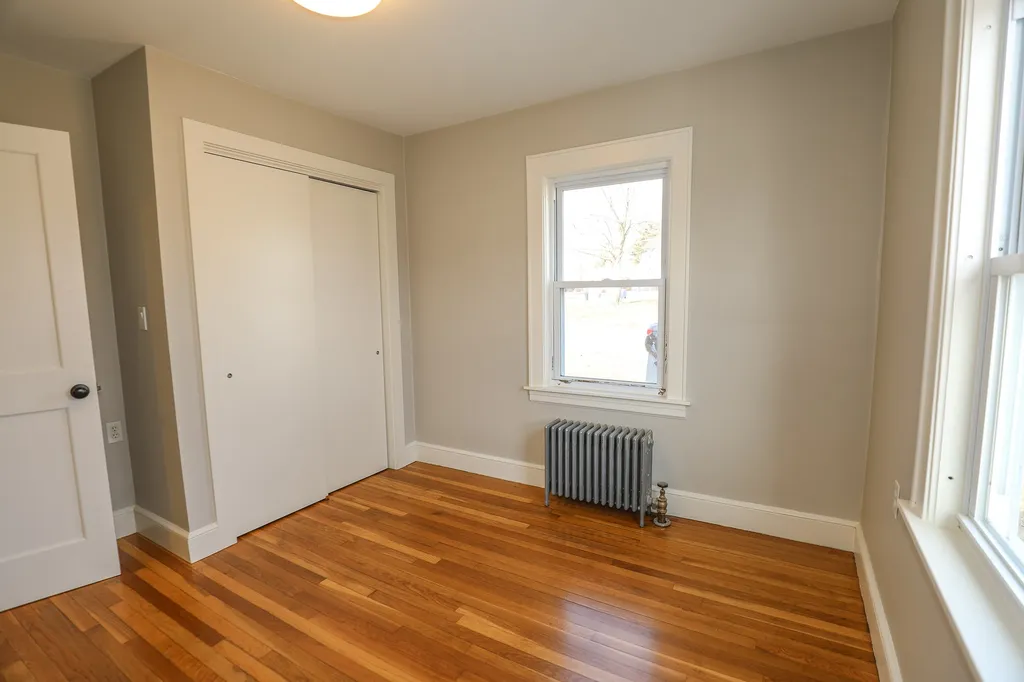 59 Broadway Avenue Manchester NH 03104