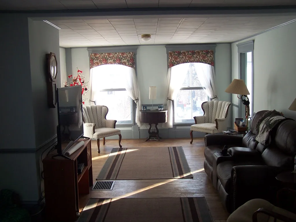 36 West Main Street Bradford NH 03221-0000