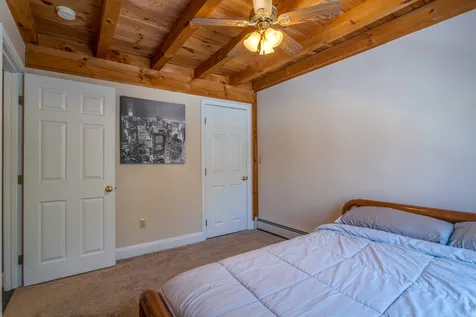 16 Davis Boulevard Rochester NH 03868