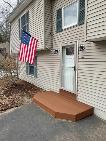 16 Davis Boulevard Rochester NH 03868