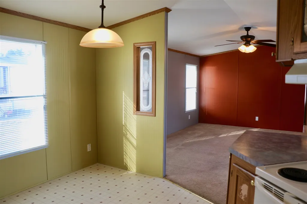 79 Caddy Drive Salem NH 03079