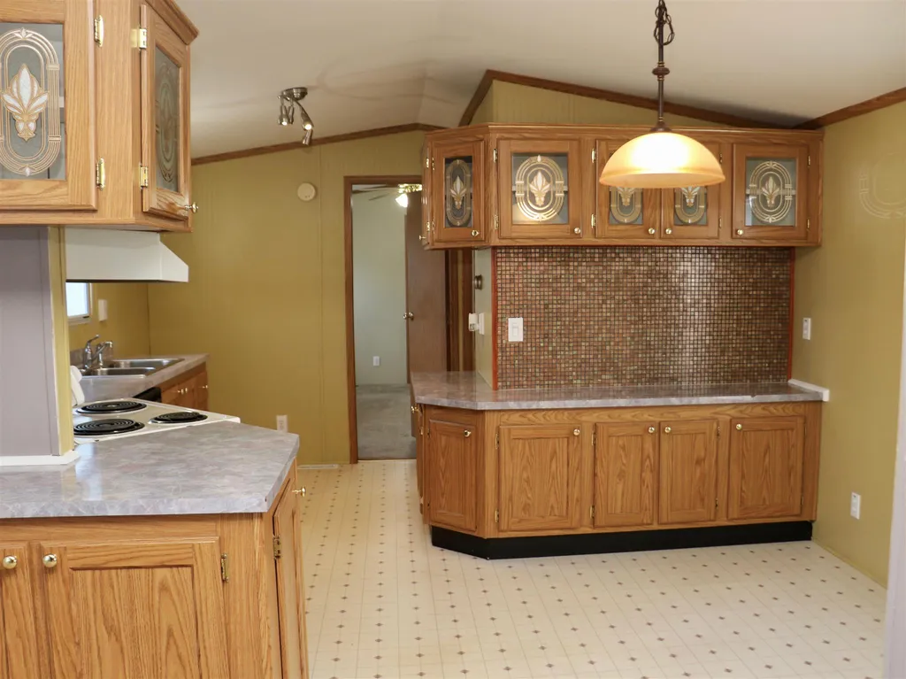 79 Caddy Drive Salem NH 03079