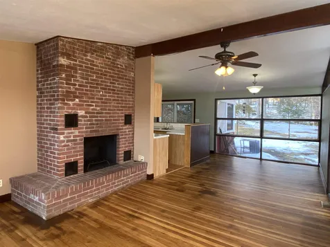 12 Windsor Terrace Hillsborough NH 03244