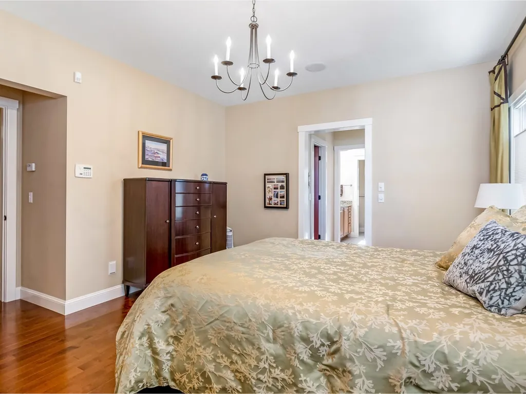 22 Dewey Place South Burlington VT 05403-7923