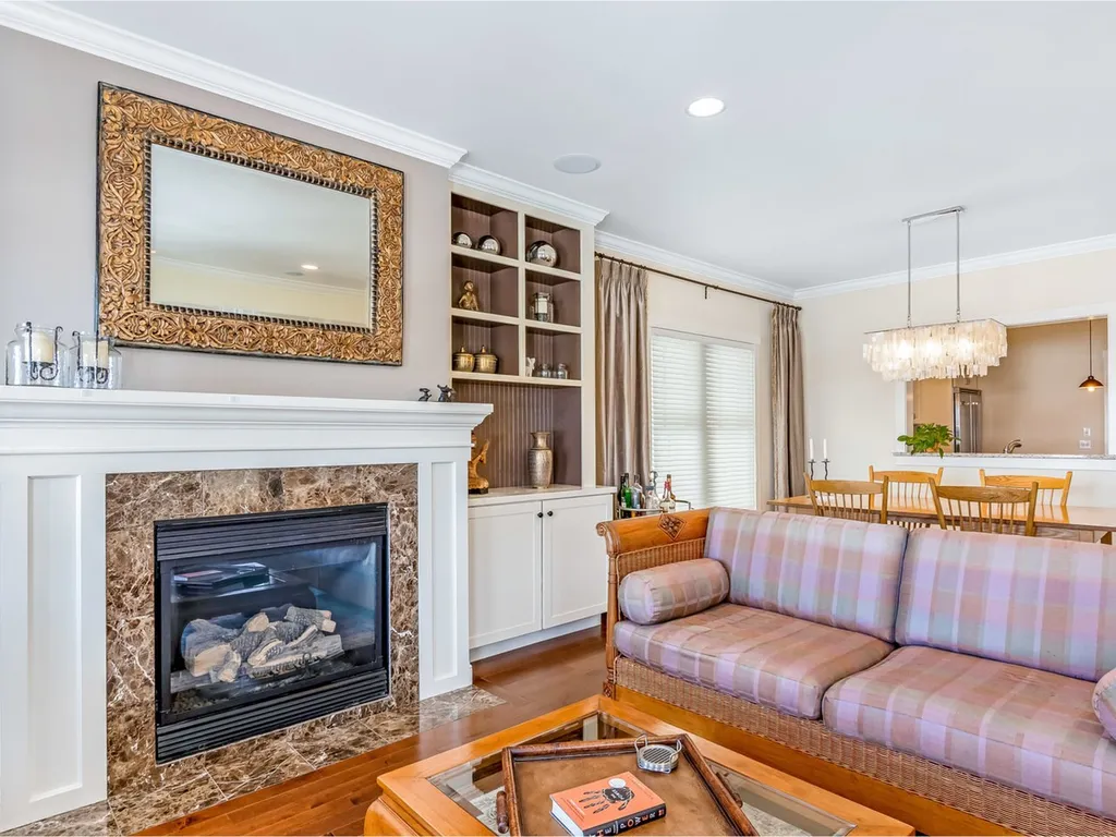 22 Dewey Place South Burlington VT 05403-7923