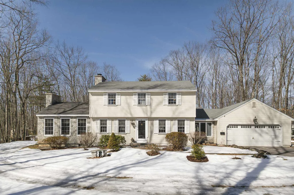 38 Nancy Lane Bedford NH 03110