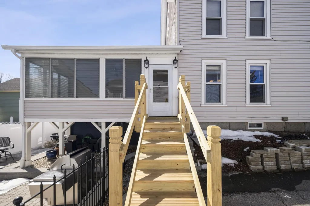 23 Beacon Street Concord NH 03301