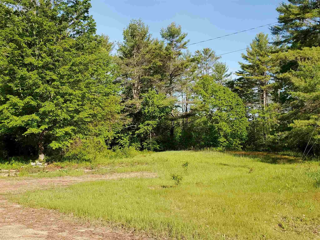 672 Bog Road Enfield NH 03748