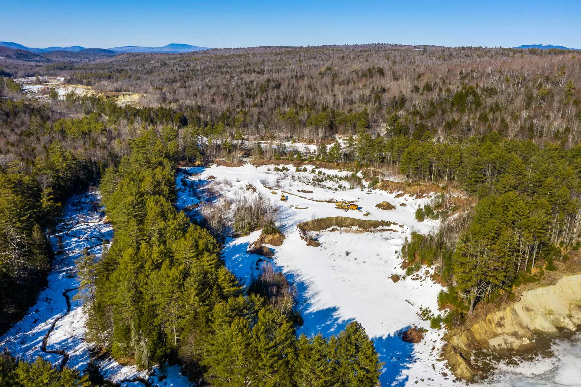 672 Bog Road Enfield NH 03748