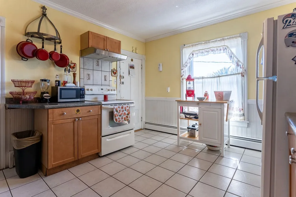 391 Beacon Street Manchester NH 03103