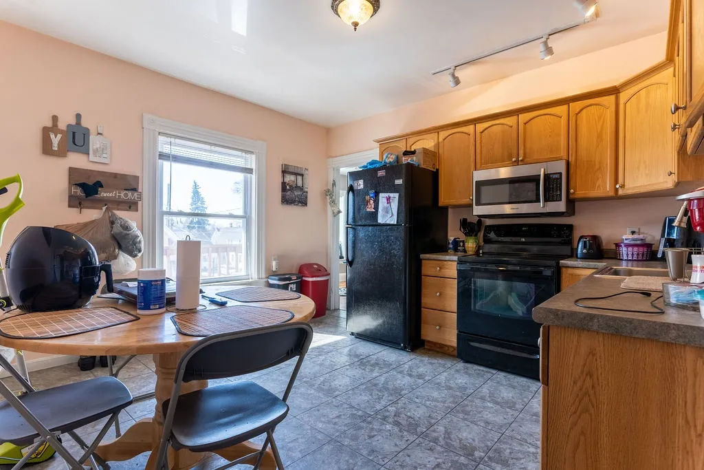 391 Beacon Street Manchester NH 03103