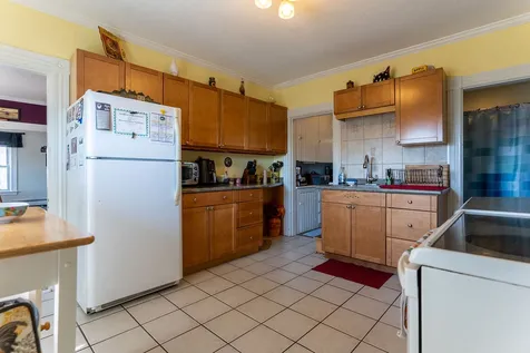 391 Beacon Street Manchester NH 03103