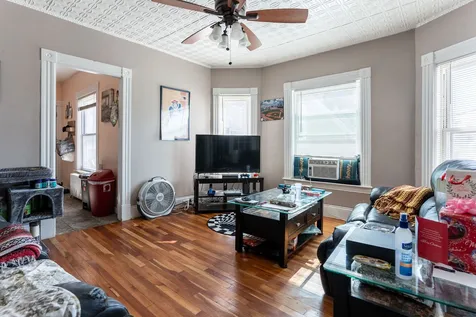 391 Beacon Street Manchester NH 03103