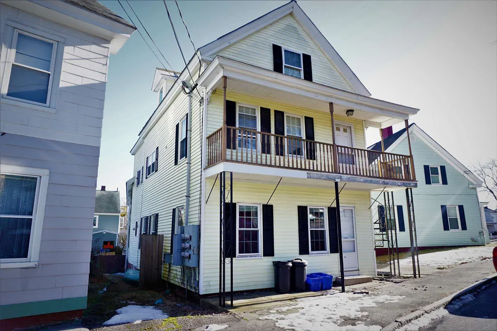 20-22 Spring Street Somersworth NH 03878