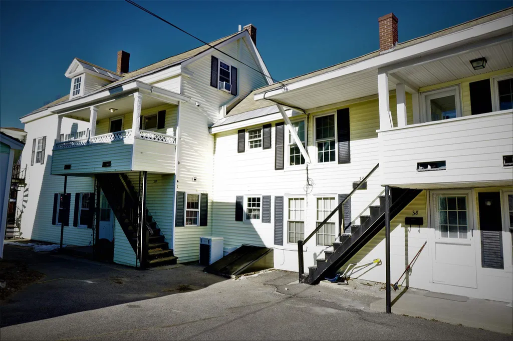 20-22 Spring Street Somersworth NH 03878
