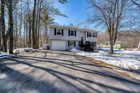 7 Evelyn Street Hooksett NH 03106