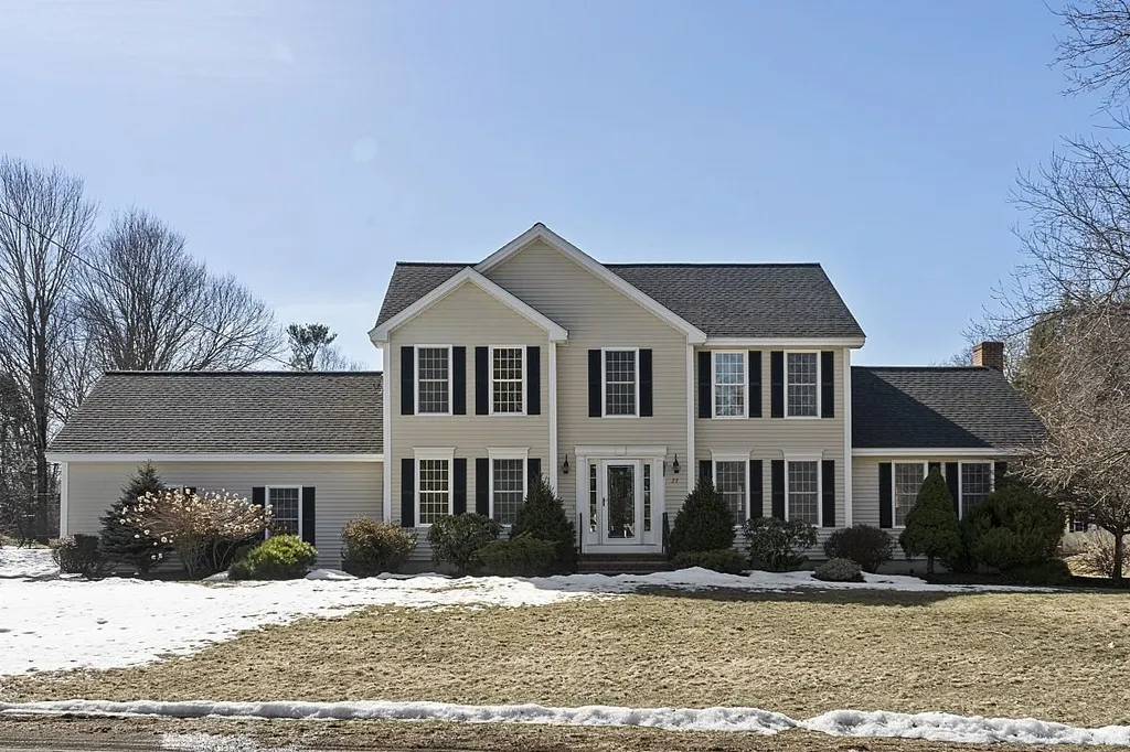 23 Birch Hill Road Salem NH 03079