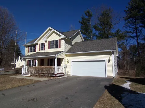 8 Kinsman Lane Merrimack NH 03054
