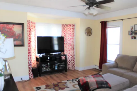 5 Chestnut Hill Road Charlestown NH 03603