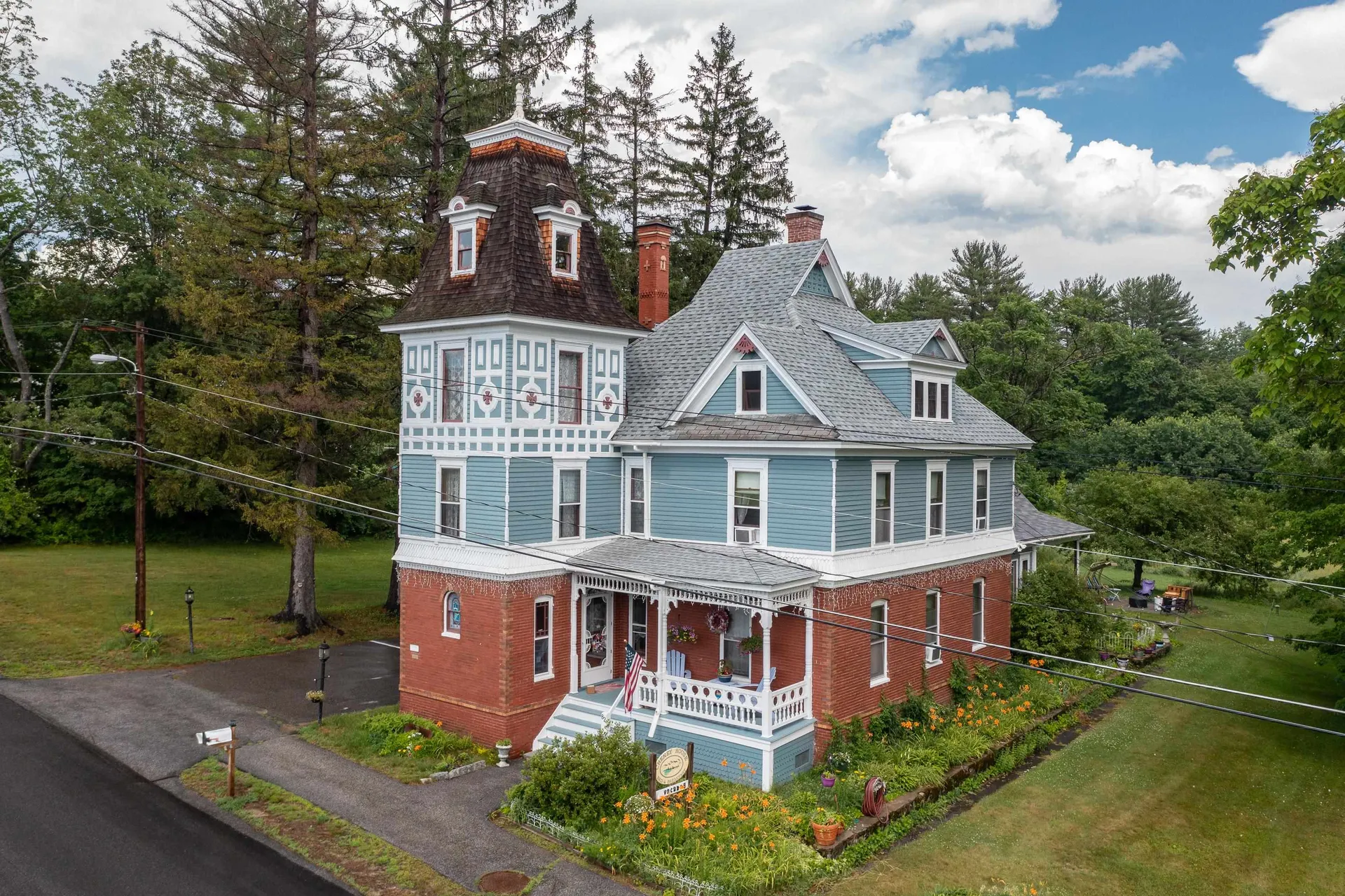 82 Highland Street Ashland NH 03217