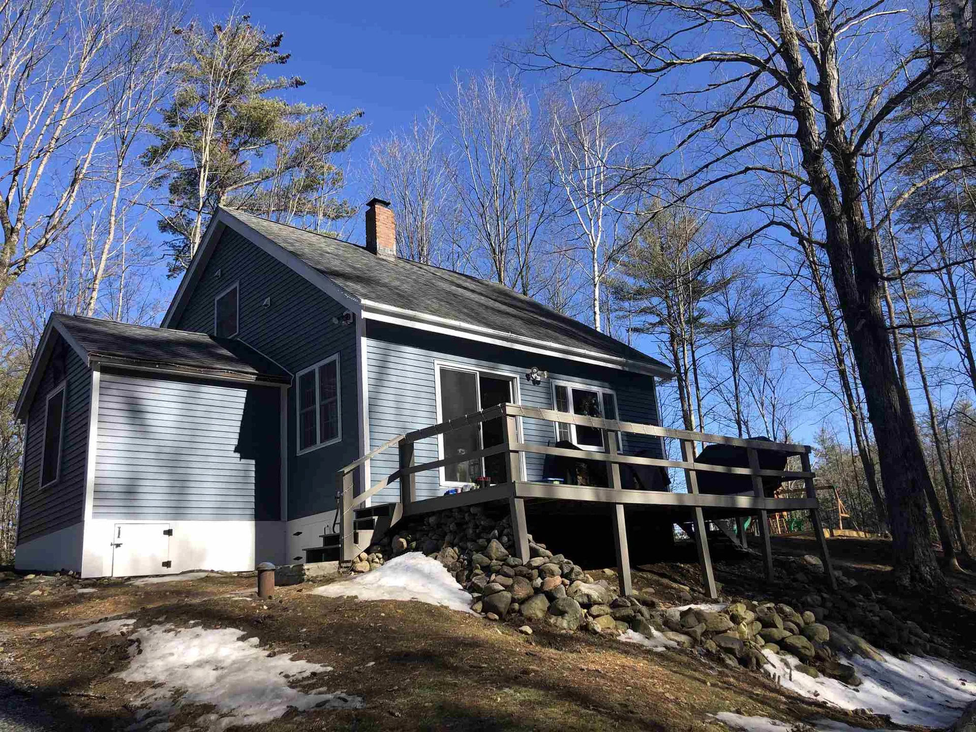 80 Hardy Road Loudon NH 03307