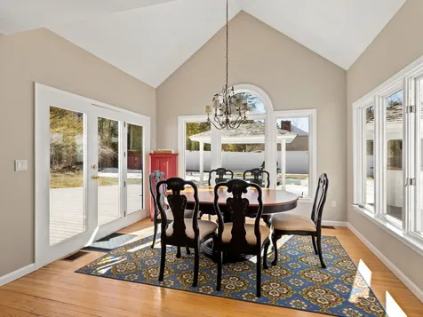 81 Gardenside Lane Shelburne VT 05482