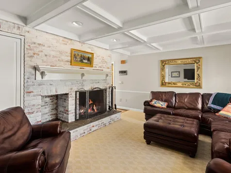81 Gardenside Lane Shelburne VT 05482