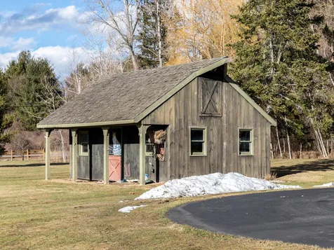 81 Gardenside Lane Shelburne VT 05482