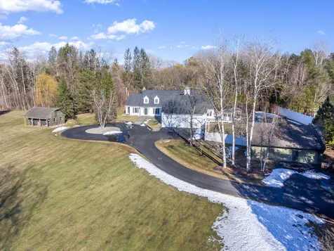 81 Gardenside Lane Shelburne VT 05482