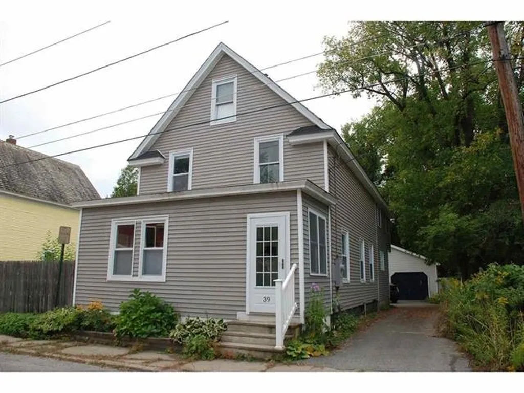 39 Nash Place Burlington VT 05401