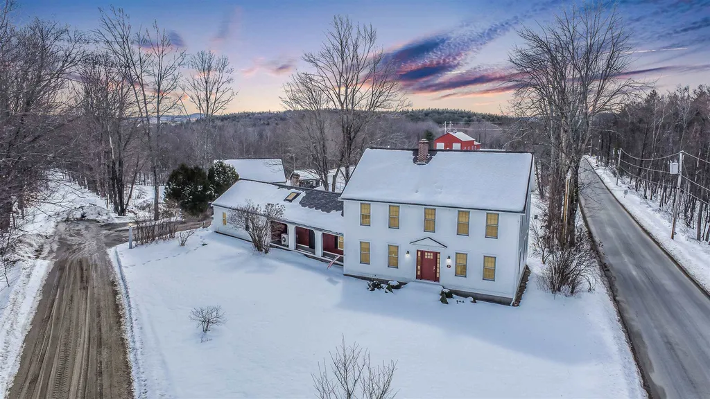 11 Reservoir Road Deering NH 03244