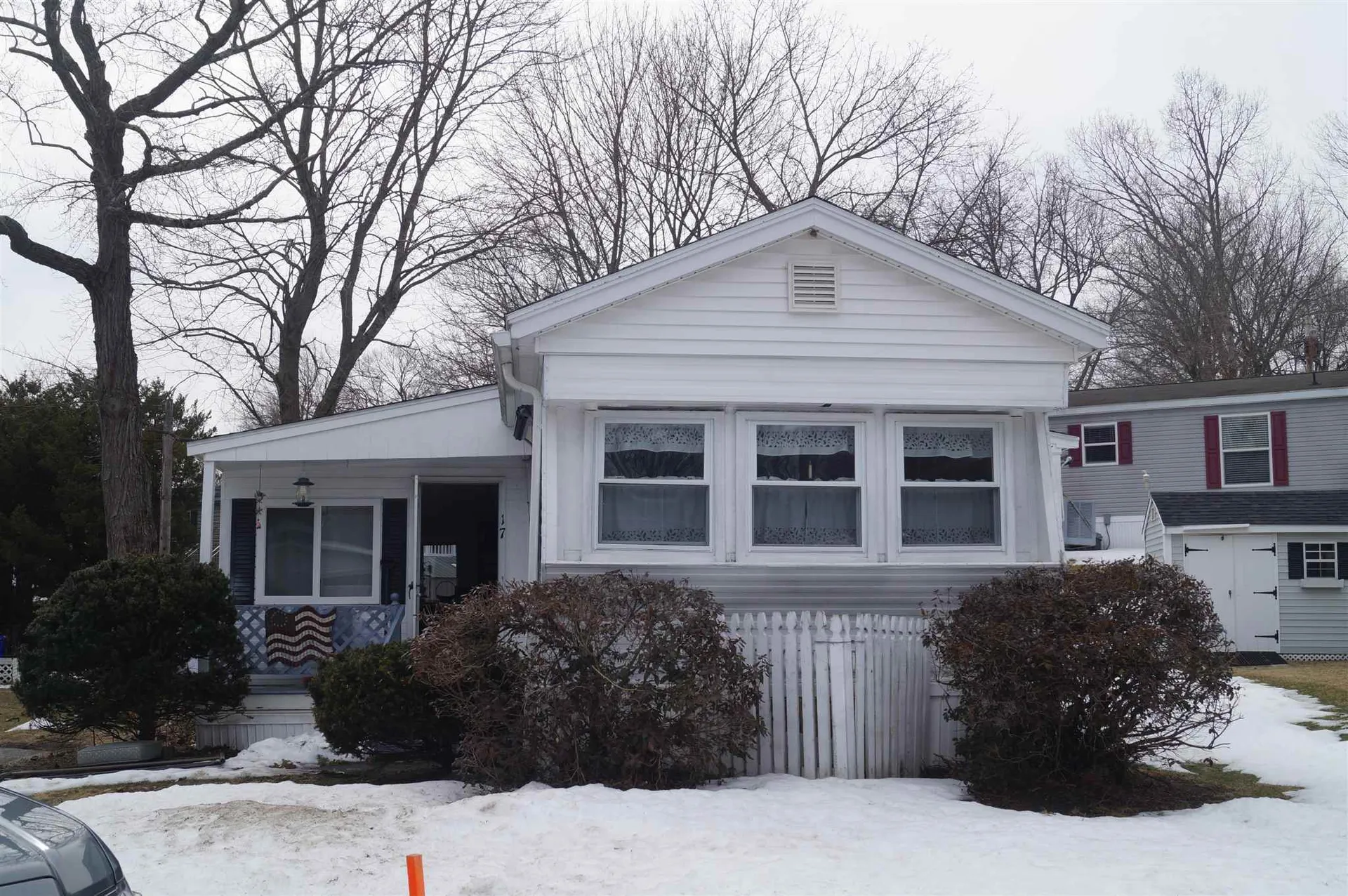 17 Meredith Drive Hampstead NH 03841