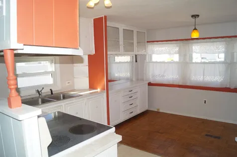 17 Meredith Drive Hampstead NH 03841