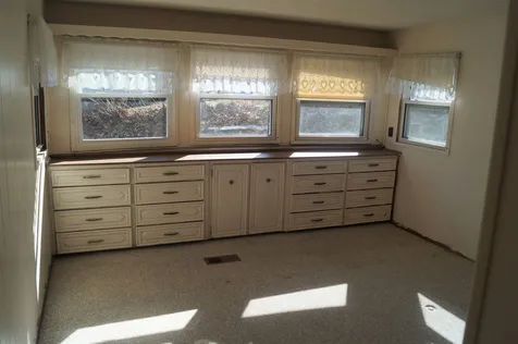 17 Meredith Drive Hampstead NH 03841