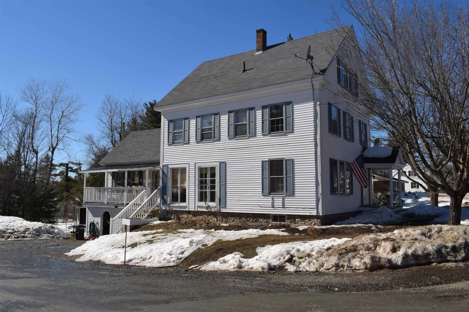 132 Main Street New London NH 03257
