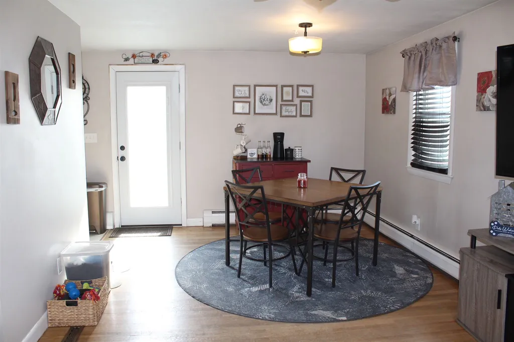 60 Harding Street Rochester NH 03867