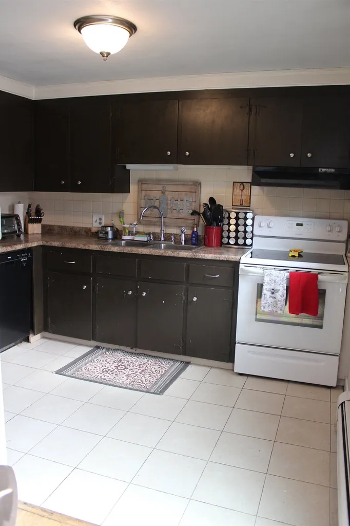 60 Harding Street Rochester NH 03867