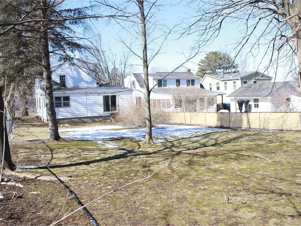 990 Pine Street Burlington VT 05401