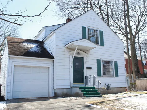 990 Pine Street Burlington VT 05401