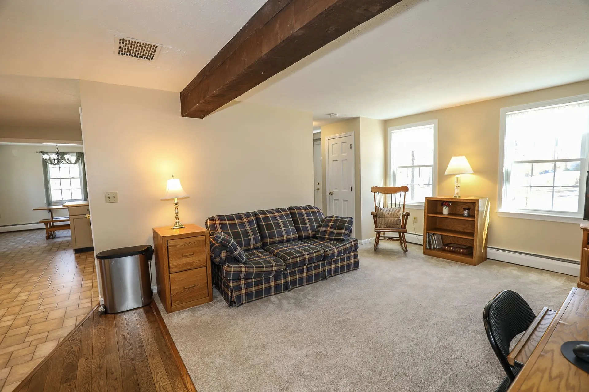 15 Davis Drive Londonderry NH 03053