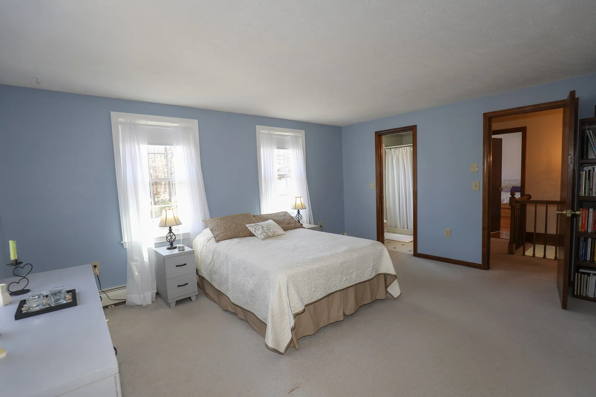15 Davis Drive Londonderry NH 03053